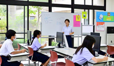 Step-by-Step Guide to Applying to Foreign Schools